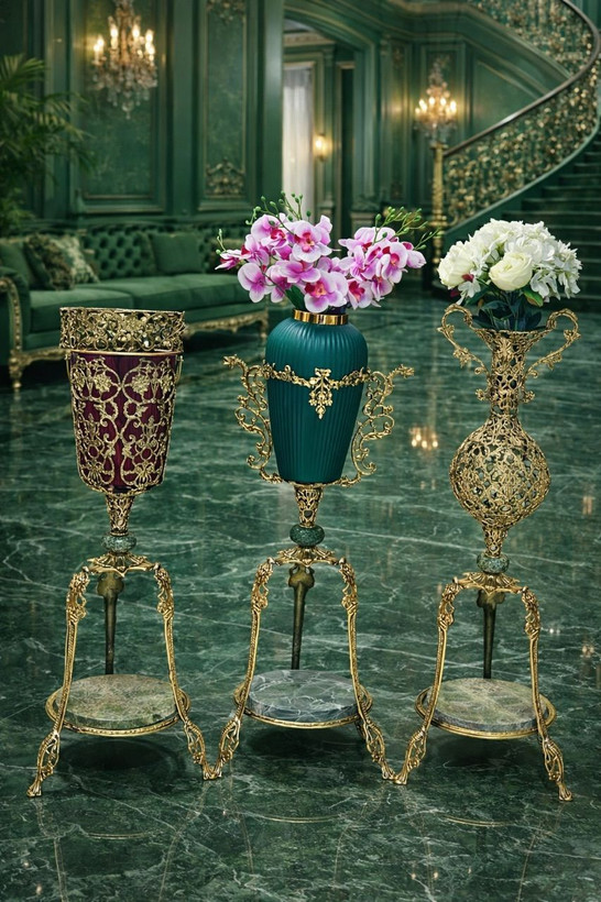 ست برنزی سه تیکه(گلدان.جا دستمال کاغذی.گلدان سرامیکی) - برنز