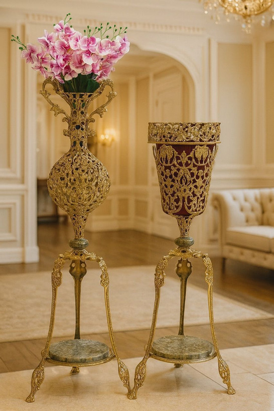 ست برنزی سه تیکه(گلدان.جا دستمال کاغذی.گلدان سرامیکی) - برنز